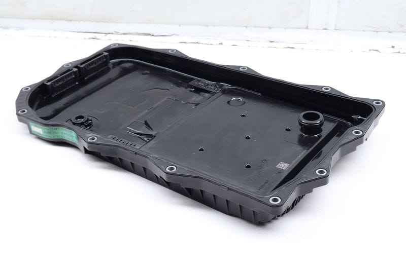 Transmission Oil Pan 24118612901 — Used (SKU 623894)