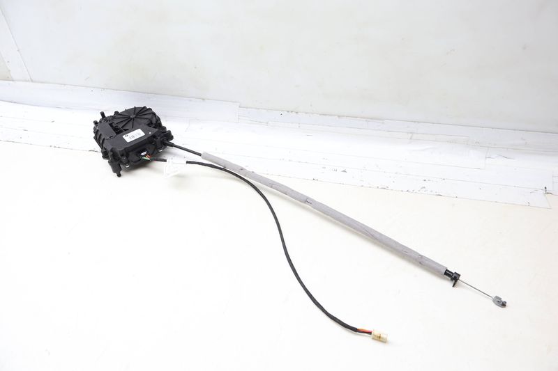 Trunk Hatch Lock Actuator 51247383561 — Used (SKU 705467)