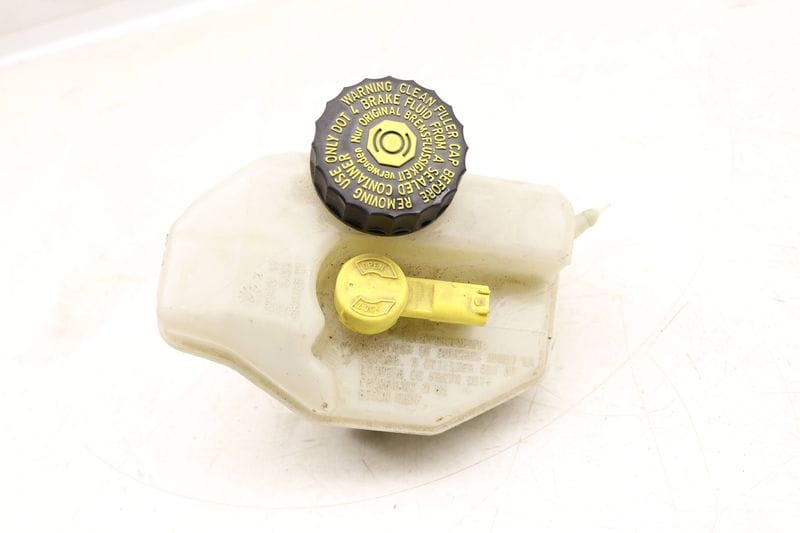Brake Fluid Reservoir / Tank 34336871185 — Used (SKU 536604)