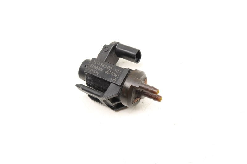 Electric Valve / Vacuum Solenoid 11748570591 — Used (SKU 536701)