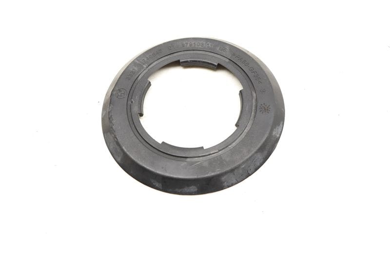 CV Axle Shaft Dust Guard / Ring 33218740847 — Used (SKU 536702)