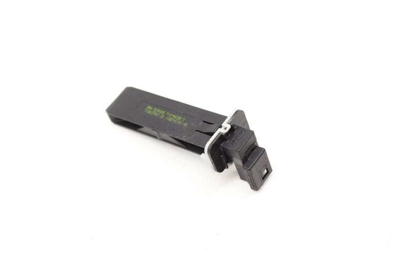 Cabin Air Temperature / Temp Sensor 64119238085 — Used (SKU 597023)