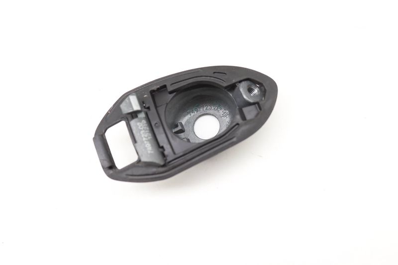 Exterior Door Handle Cap 51217497723 — Used (SKU 597033)