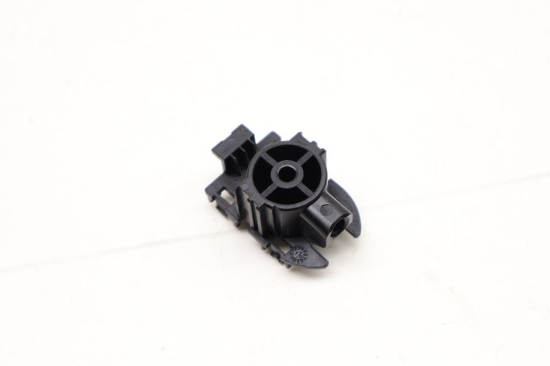 Exterior Door Handle Cap Mount BJ32224A44 — Used (SKU 614798)