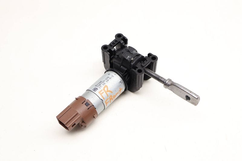Front Tilt Seat Motor LR175758 — Used (SKU 614536)