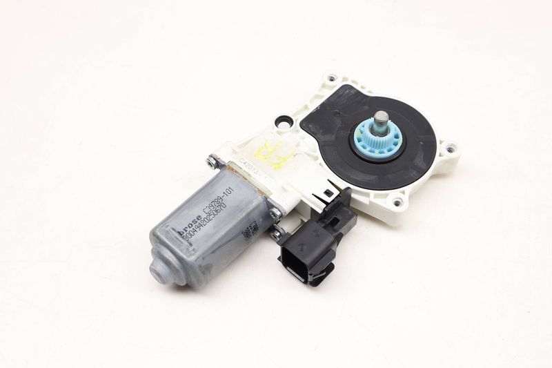 Power Window Motor LR165908 — Used (SKU 614540)