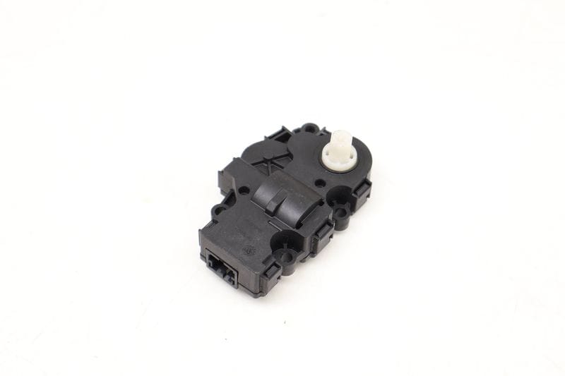 HVAC Flap / Servo Air Motor / Actuator LR115829 — Used (SKU 614822)