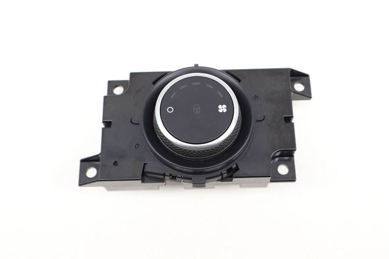 AC / Heater Control Switch FK722D270AC — Used (SKU 614338)