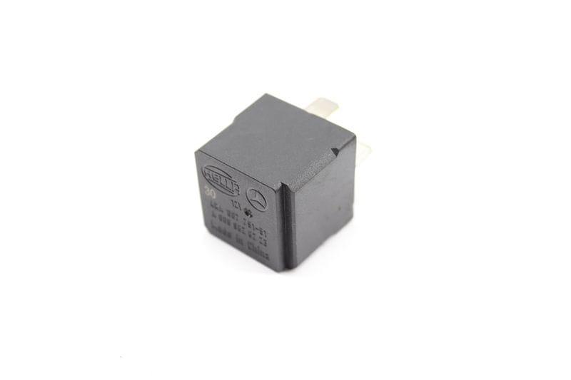 Relay 0009828223 — Used (SKU 507494)
