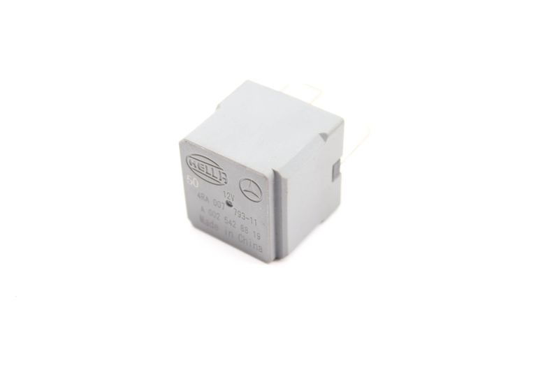 Relay 0025428819 — Used (SKU 507492)
