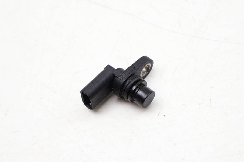 Cam / Camshaft Position Sensor 2709050400 — Used (SKU 678155)