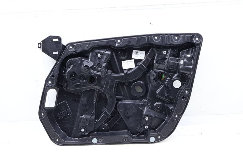Door Window Regulator w/ Panel 2537206403 — Used (SKU 677990)