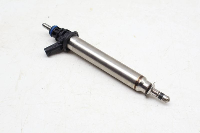Fuel Injector 2560700187 — Used (SKU 678182)