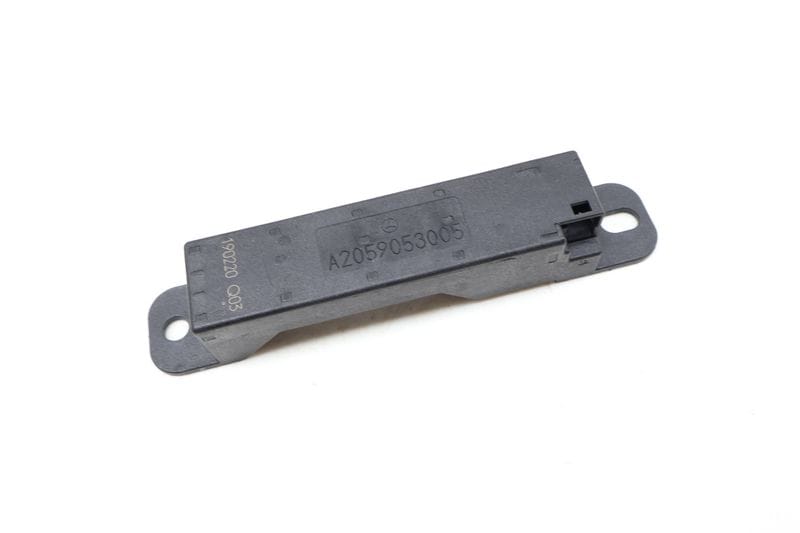 Kessy / Keyless Entry Antenna 2059053005 — Used (SKU 644192)