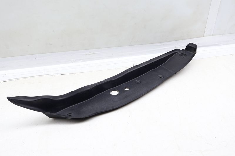 Fender Filler Panel / Cover 2538890025 — Used (SKU 678092)