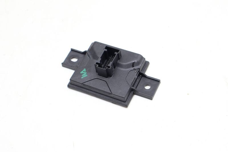 Parking Aid / Park Assist Control Module 2229005613 — Used (SKU 677873)