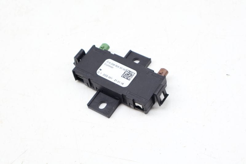 Radio Antenna Controller Module 2389055000 — Used (SKU 677887)