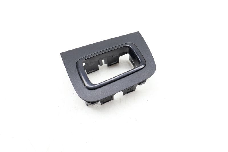 Door Window Switch Trim / Bezel 2057370900 — Used (SKU 644266)