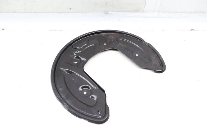 Brake Dust / Splash Shield 0004230100 — Used (SKU 644560)