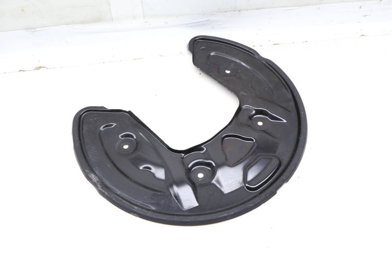 Brake Dust / Splash Shield 0004230100 — Used (SKU 644561)