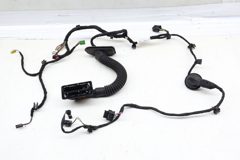 Door Wiring Harness 2535401718 — Used (SKU 678195)