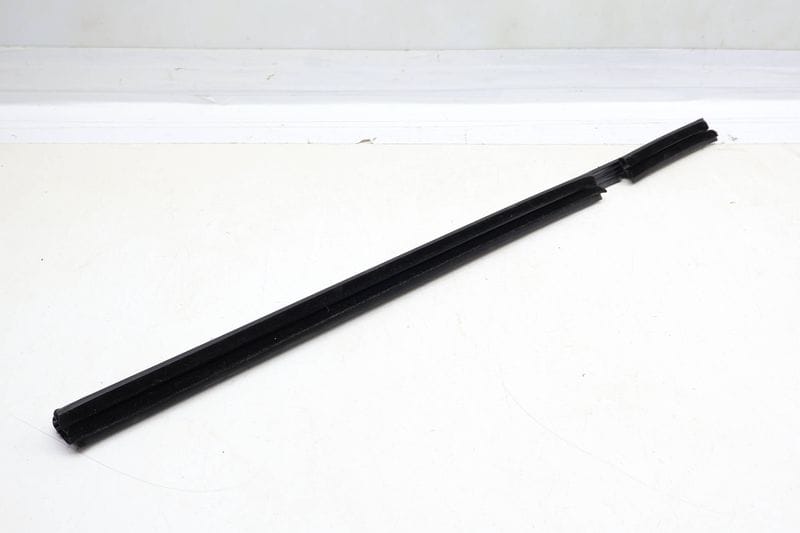 Inner Door / Window Slot Seal 2537350201 — Used (SKU 678042)