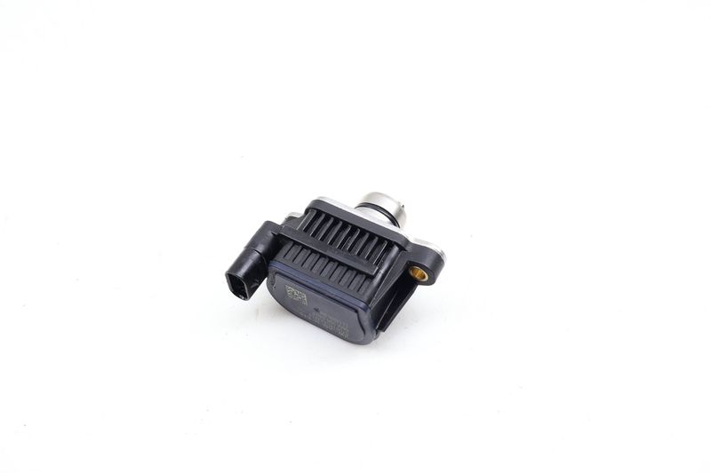 Engine Timing Solenoid Valve 06M906048F — Used (SKU 697002)
