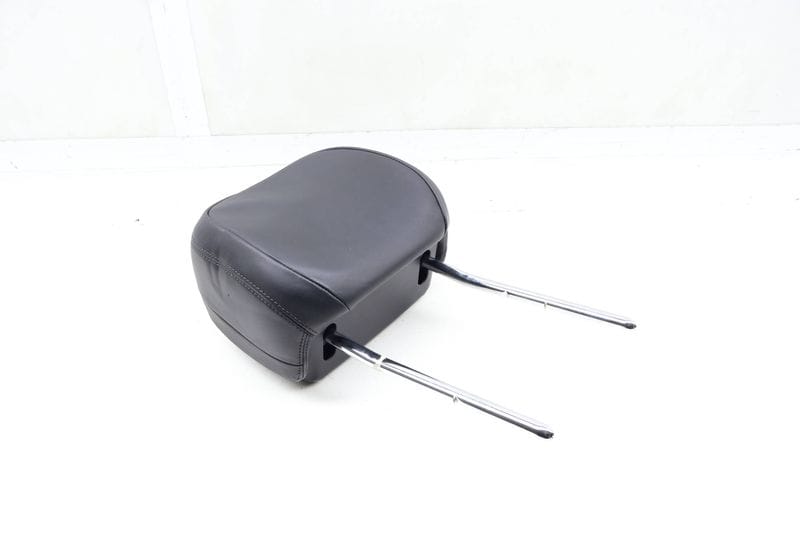 Headrest / Head Rest 9Y0881901M — Used (SKU 697342)