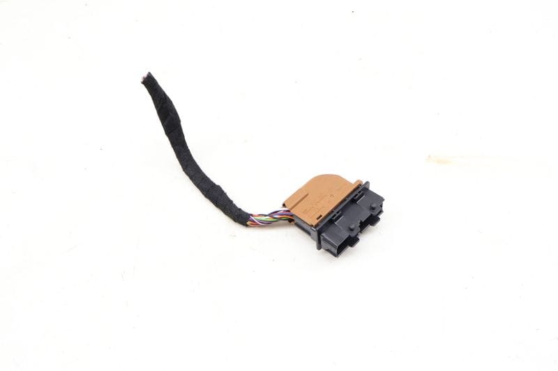 Door Wiring Harness Connector / Pigtail (19-PIN) 8R0972701 — Used (SKU 697678)