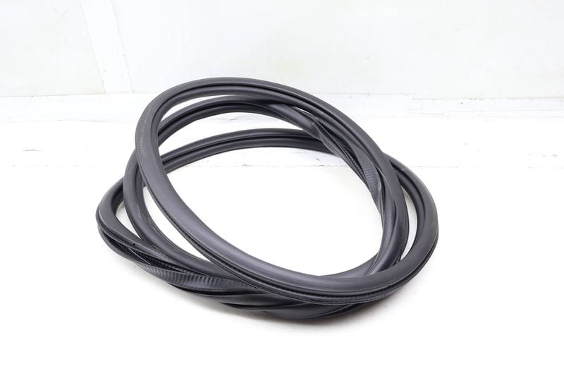 Inner Door Seal / Weather Stripping 9Y0833721 — Used (SKU 697361)