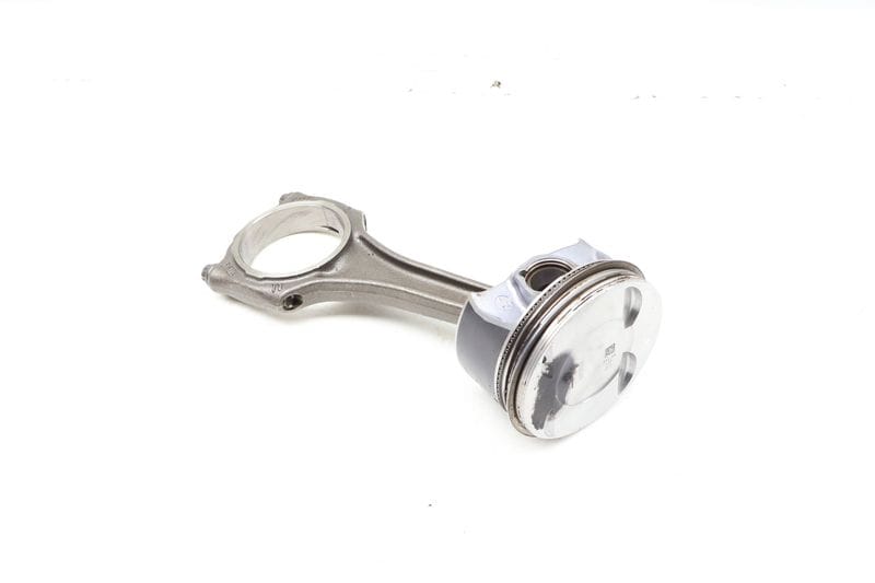 Piston w/ Connecting Rod 0P2107066H — Used (SKU 697743)