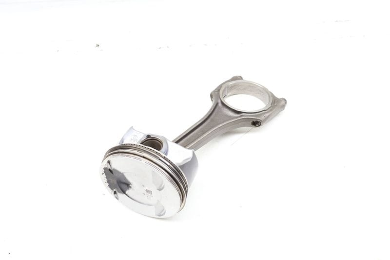 Piston w/ Connecting Rod 0P2107066H — Used (SKU 697745)