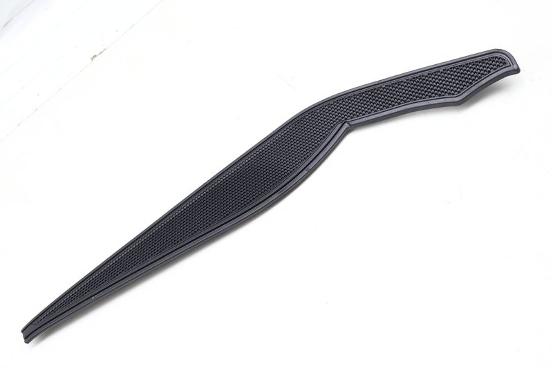 Side Center Console Trim 9Y0858082 — Used (SKU 697256)