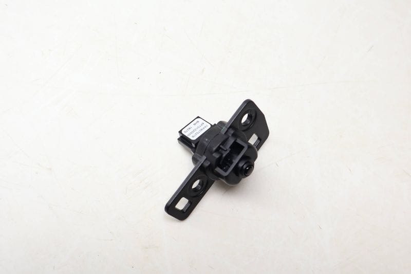 Temp / Temperature Sensor 7PP907527B — Used (SKU 697085)
