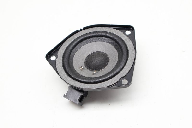 Center Dash Speaker (BOSE) 7PP035828D — Used (SKU 733352)