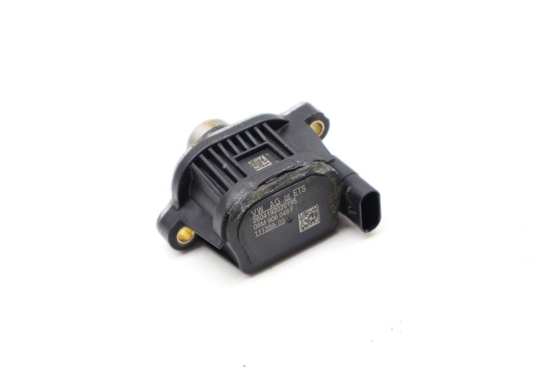 Engine Timing Solenoid Valve 06M906048F — Used (SKU 733442)