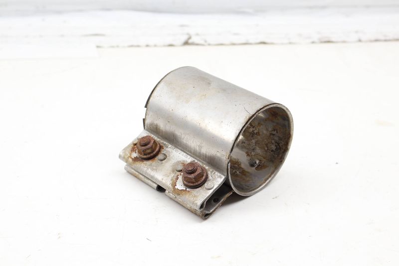 Exhaust Clamp 1K0253141AA — Used (SKU 733601)