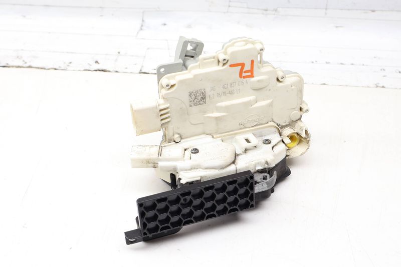 Door Latch / Lock Actuator 4G1837015A — Used (SKU 733471)