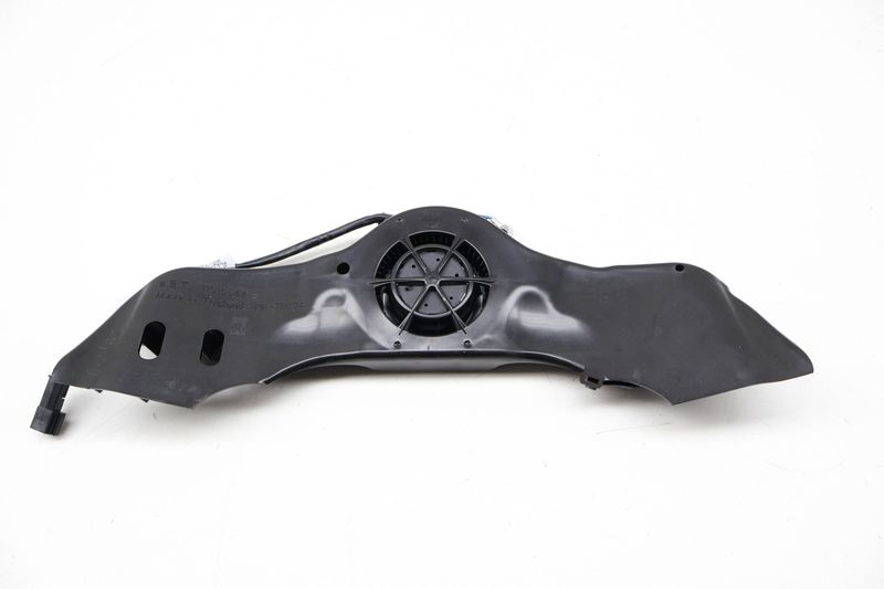 Seat Cushion Cooling Fan 7P5963345 — Used (SKU 733338)