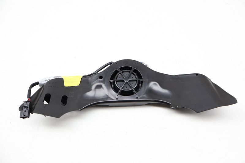 Seat Cushion Cooling Fan 7P5963345 — Used (SKU 733339)