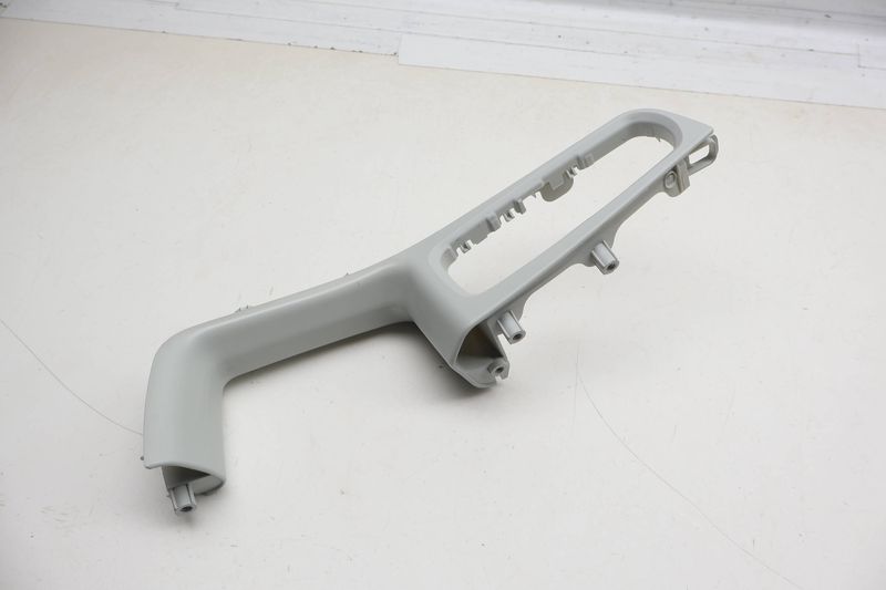 Door Panel Armrest / Switch Trim 95B867152 — Used (SKU 733258)