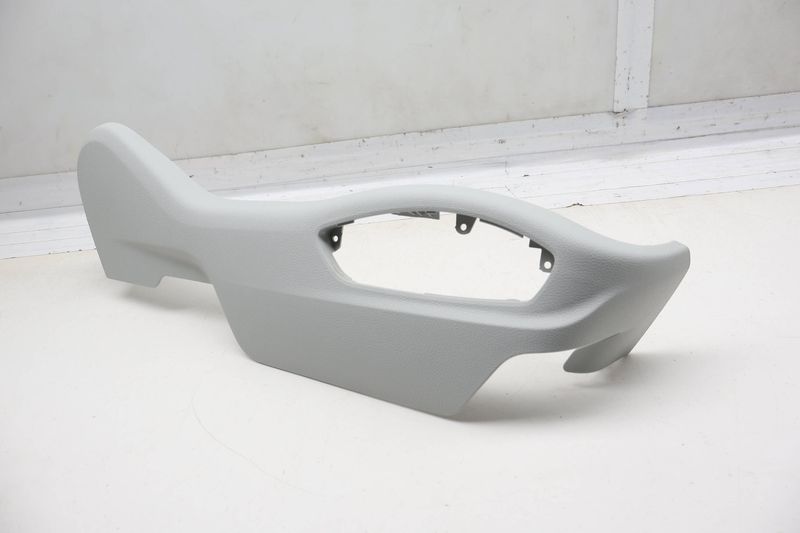 Outer Seat Switch Trim / Panel 7P5881314C — Used (SKU 733266)
