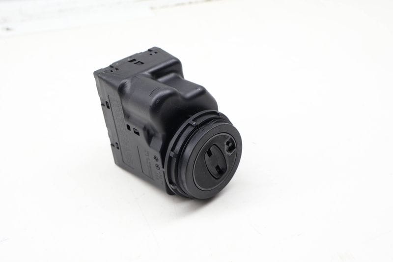 Ignition Switch 7PP905865G — Used (SKU 733223)
