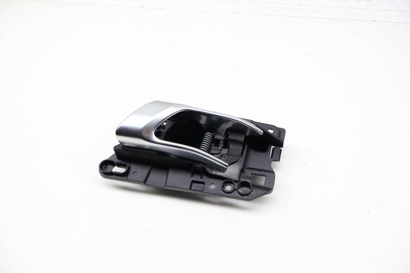 Interior Door Handle 95B837019 — Used (SKU 733316)