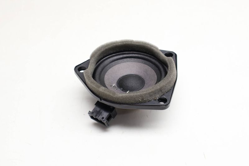D Pillar Speaker (BOSE) 7PP035416B — Used (SKU 733348)