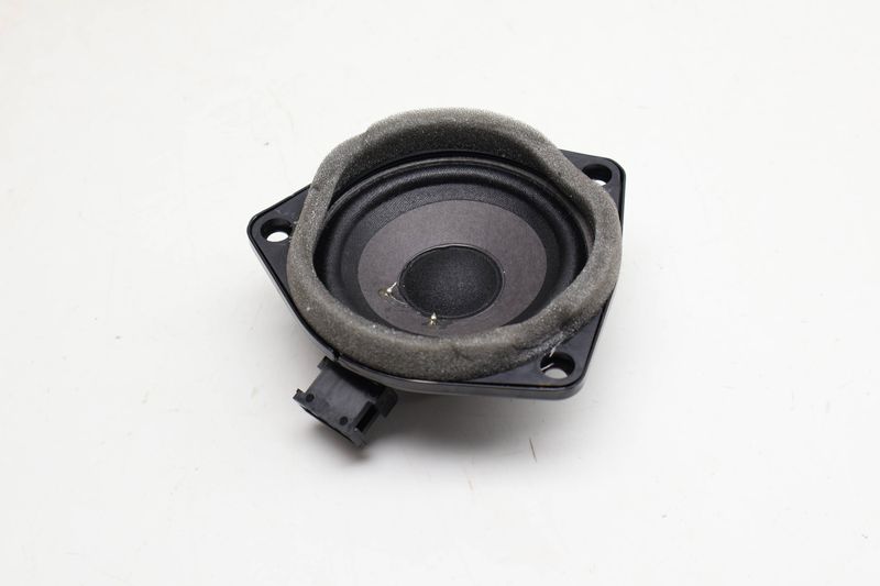 D Pillar Speaker (BOSE) 7PP035416B — Used (SKU 733349)