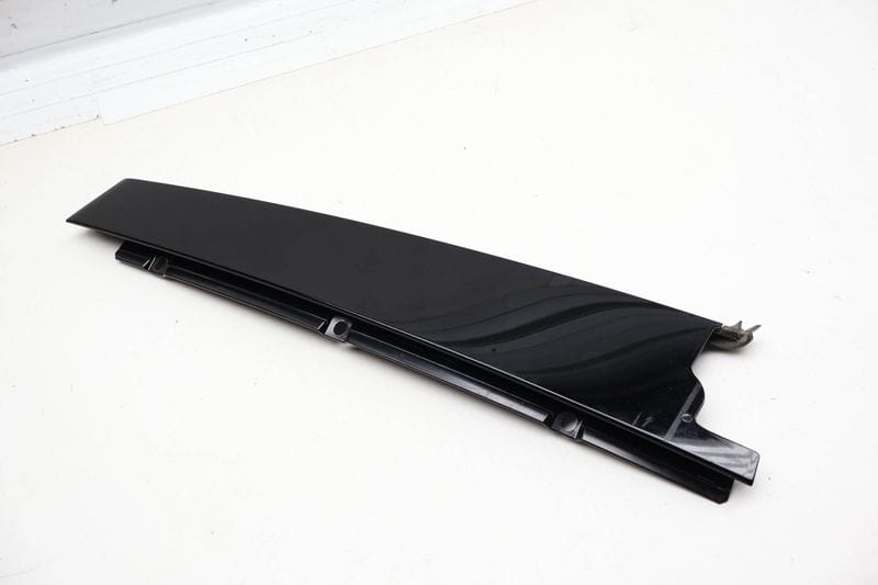 Exterior B Pillar Trim / Cover 95B853352D — Used (SKU 733327)