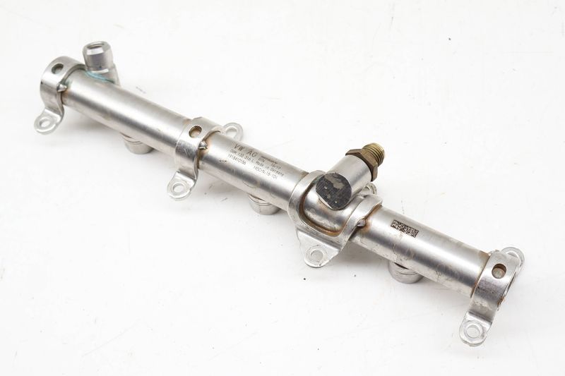Fuel Rail 06M133316L — Used (SKU 733537)
