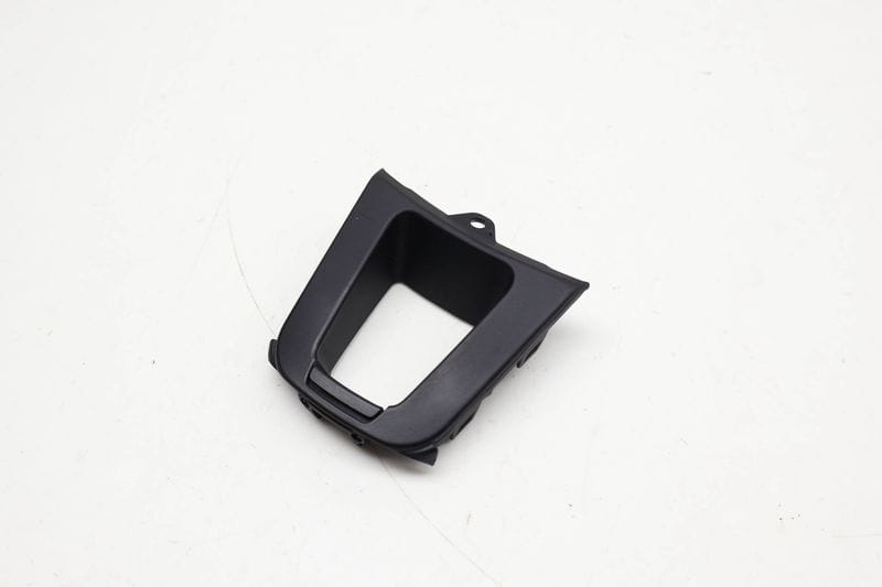 Steering Wheel Trim (REAR LOWER) 95B951527 — Used (SKU 733235)