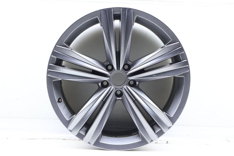 20" Inch Alloy Rim / Wheel (SEBRING) 3QF601025E — Used (SKU 687041)